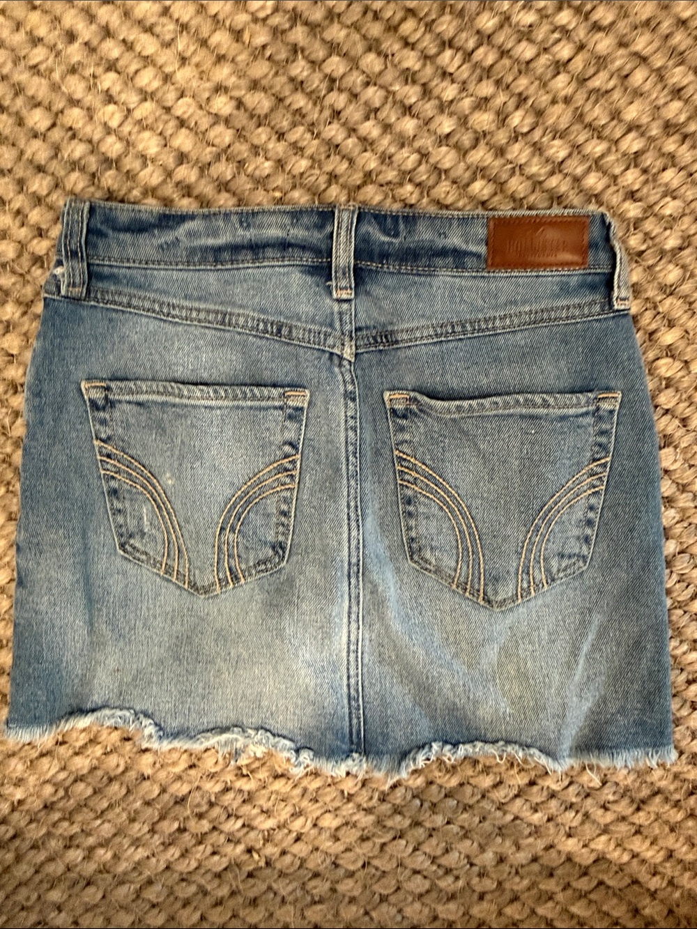 Hollister Ripped Light Blue Denim Mini Skirt - Picture 4 of 4